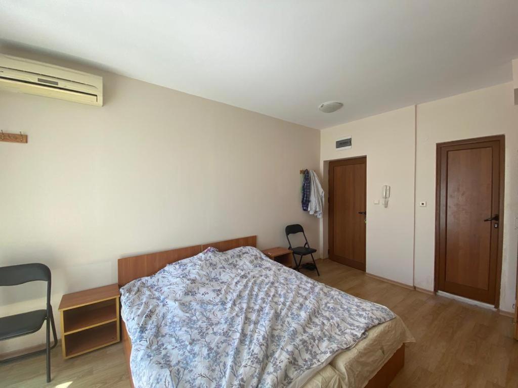 Studio In Amadeus XI Apartment Pantai Sunny Luaran gambar